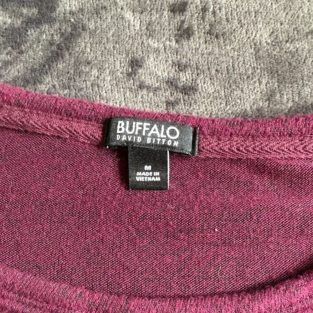 Buffalo David Bitton Purple Sweater Size M Pullover Burgundy Knit Comfort Winter